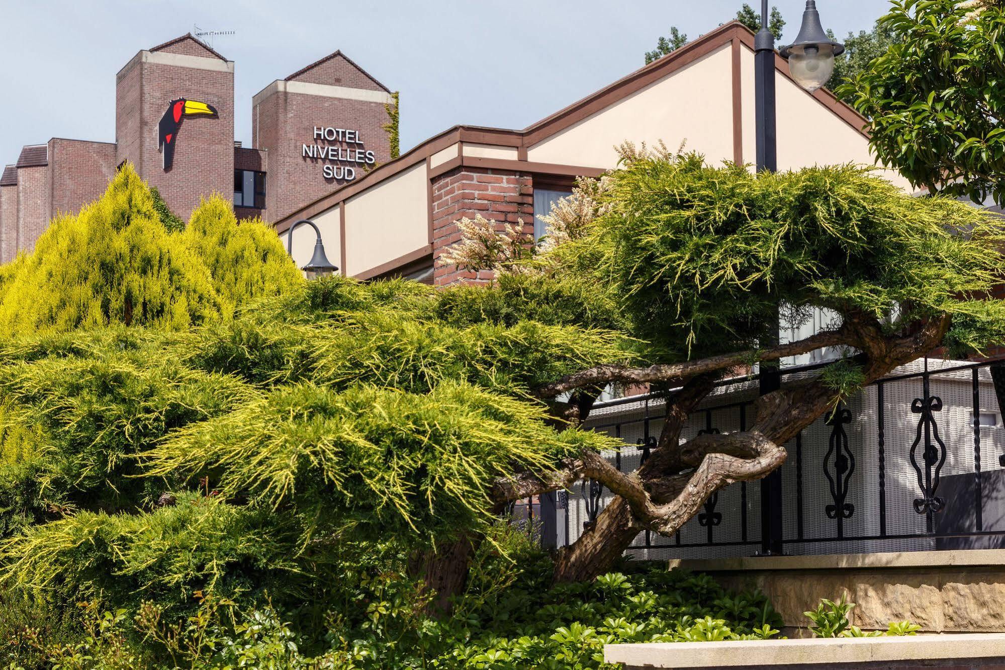 Hotel Restaurant Van Der Valk Nivelles-Sud Ngoại thất bức ảnh