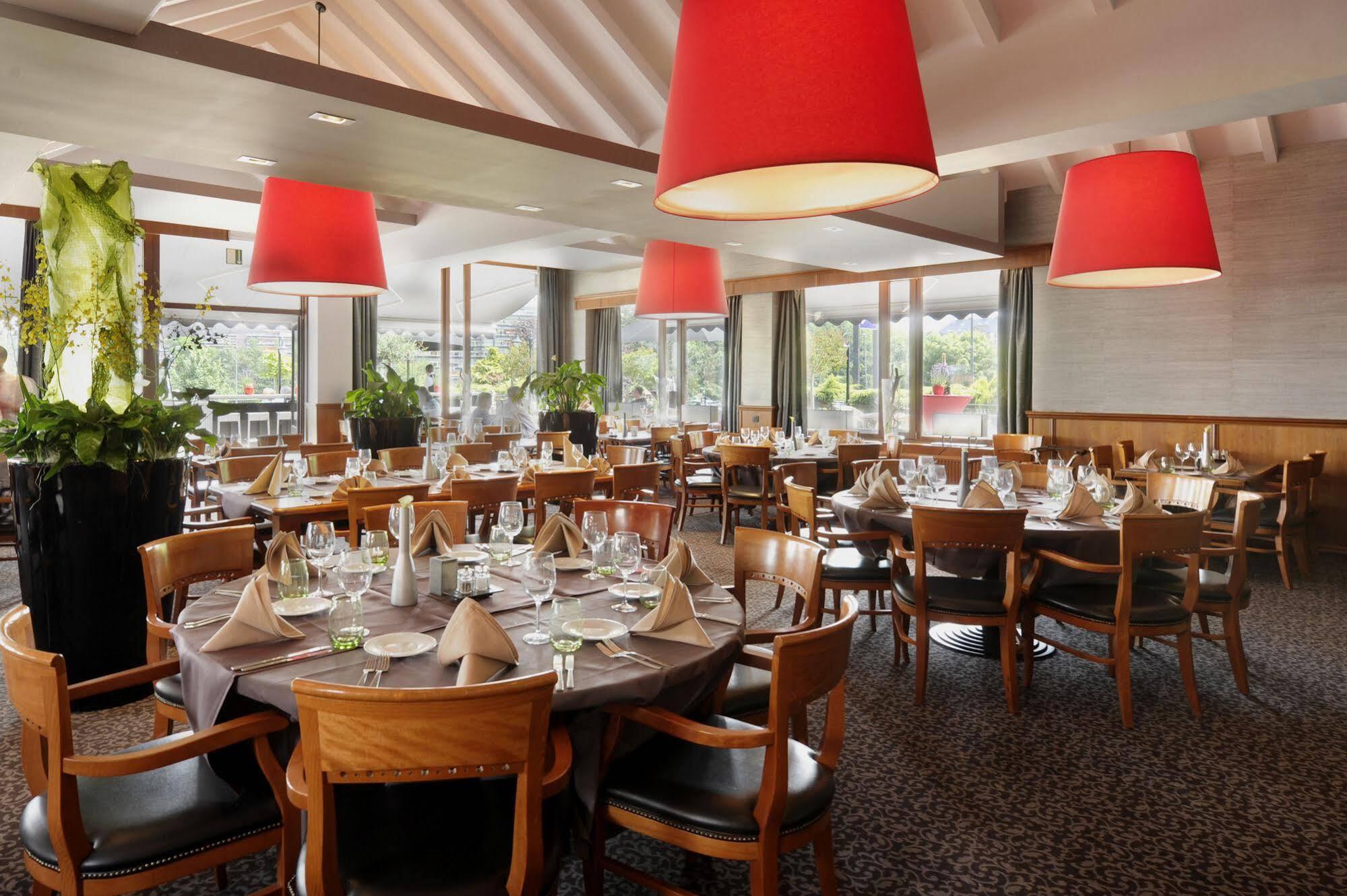 Hotel Restaurant Van Der Valk Nivelles-Sud Ngoại thất bức ảnh