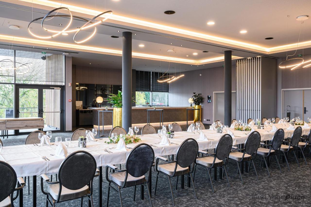 Hotel Restaurant Van Der Valk Nivelles-Sud Ngoại thất bức ảnh
